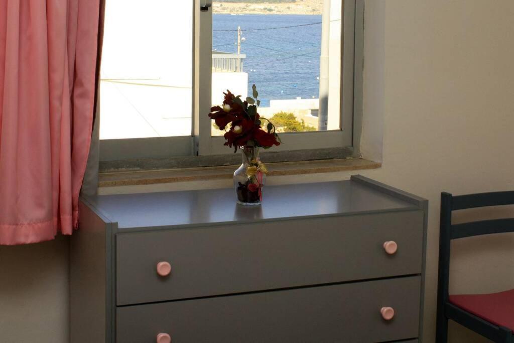 Fiesta Apartment Seaview 멜리에하 외부 사진
